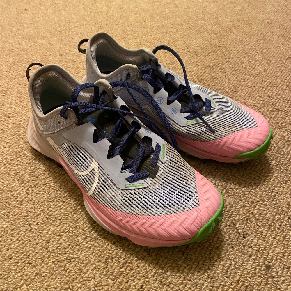 Nike Womans Terra Kiger size 9.5